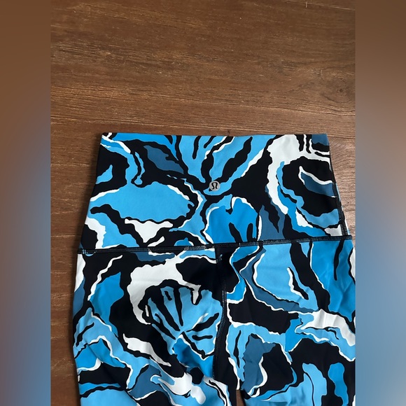 BNWOT RARE Size 6 Lululemon Wunder Under Pant (Hi-Rise) - Picture 5 of 7